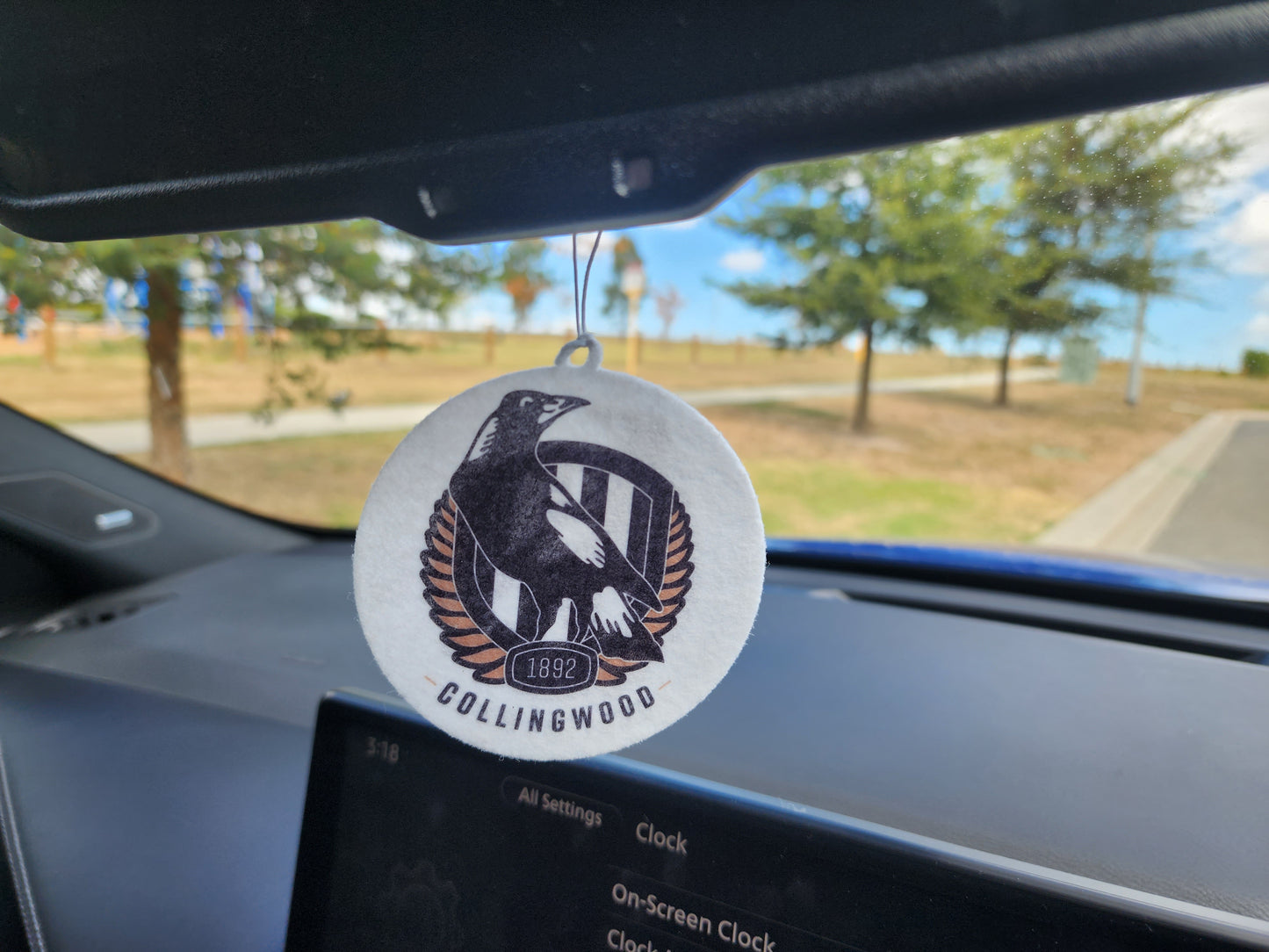 COLLINGWOOD MAGPIES CAR AIR FRESHENER
