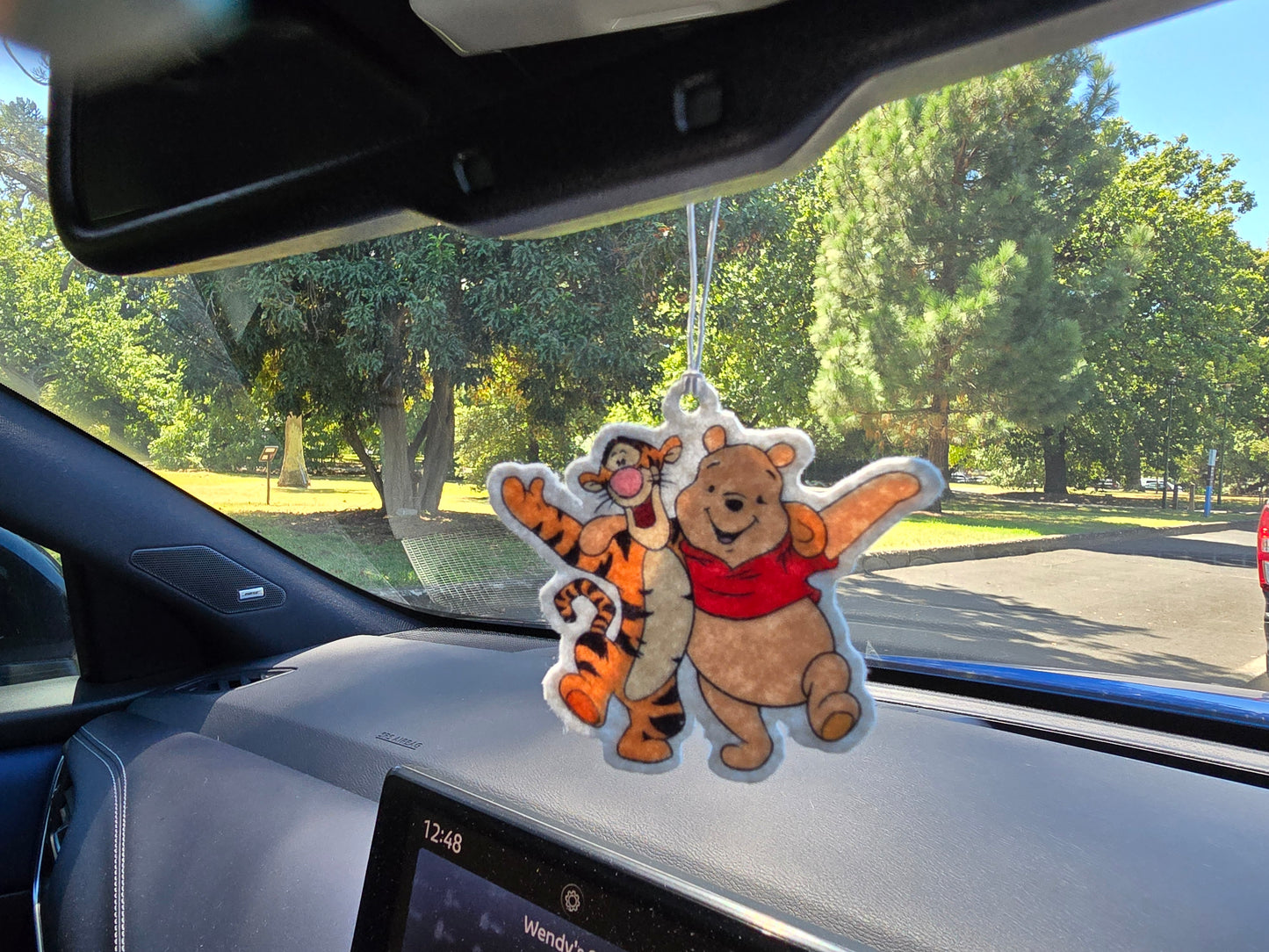 WINNIE THE POOH & TIGGER CAR AIR FRESHENER