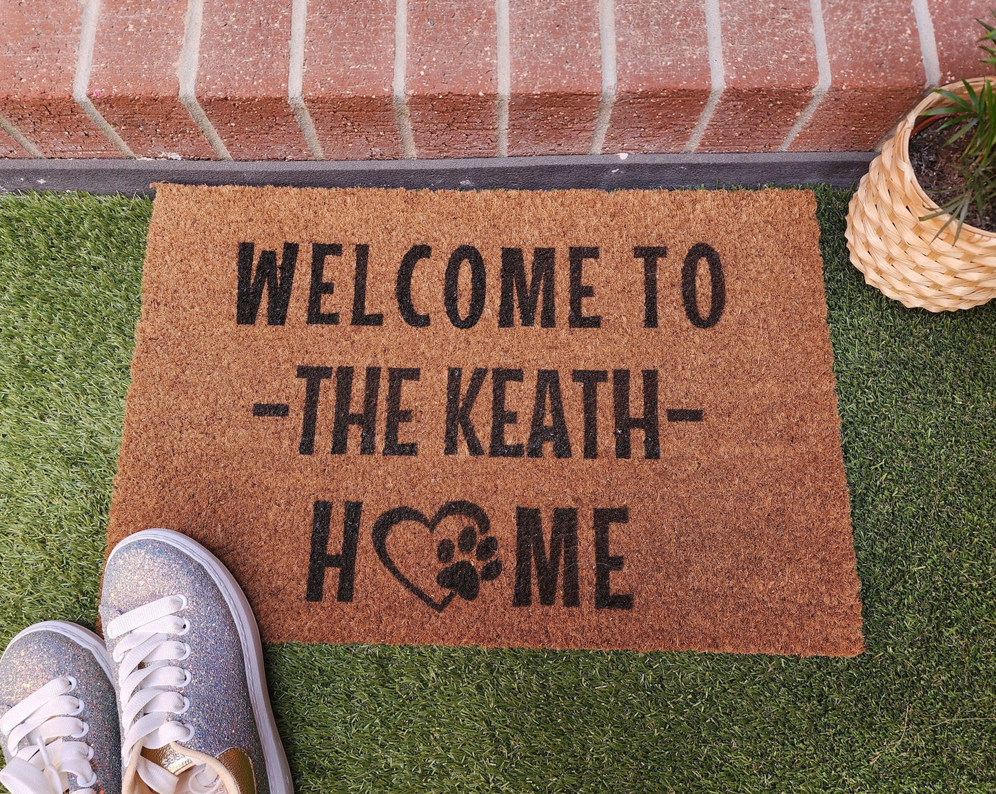 PET LOVERS WELCOME TO THE FAMILY NAME HOME PERSONALISED DOOR MAT
