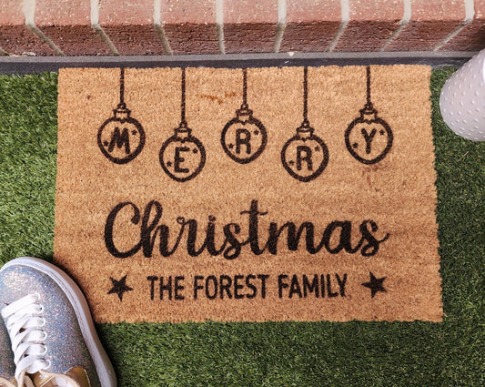 MERRY CHRISTMAS BAUBLE WITH FAMILY NAME PERSONALISED DOOR MAT