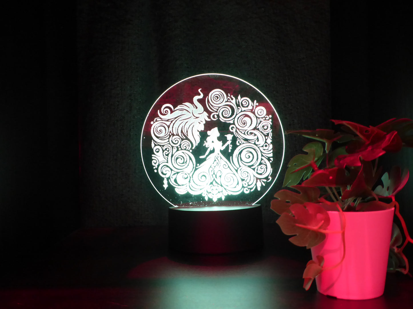 BEAUTY AND THE BEAST NIGHT LIGHT 8 COLOURS LED LAMP