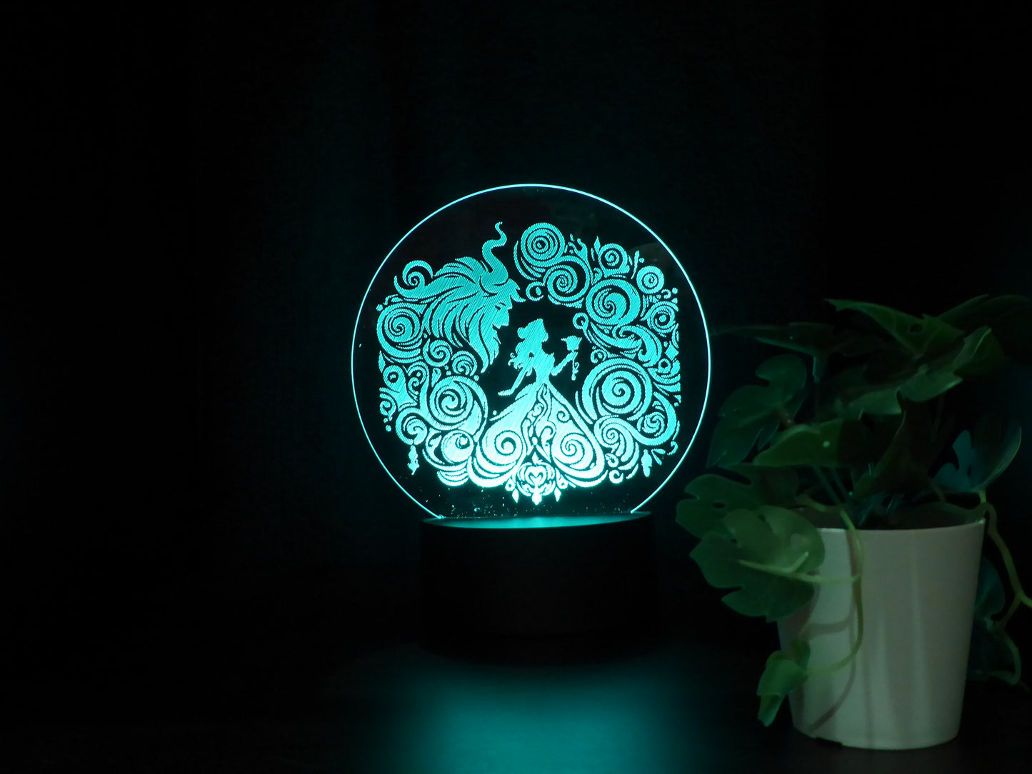 BEAUTY AND THE BEAST NIGHT LIGHT 8 COLOURS LED LAMP