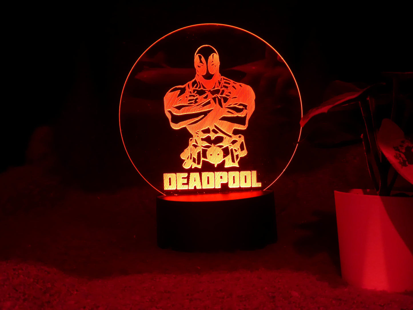 DEADPOOL NIGHT LIGHT 8 COLOURS LED LAMP