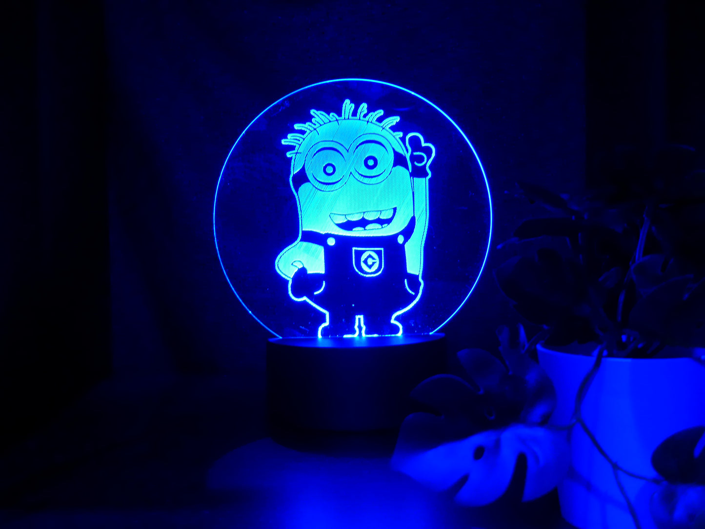 MINIONS NIGHT LIGHT 8 COLOURS LED LAMP