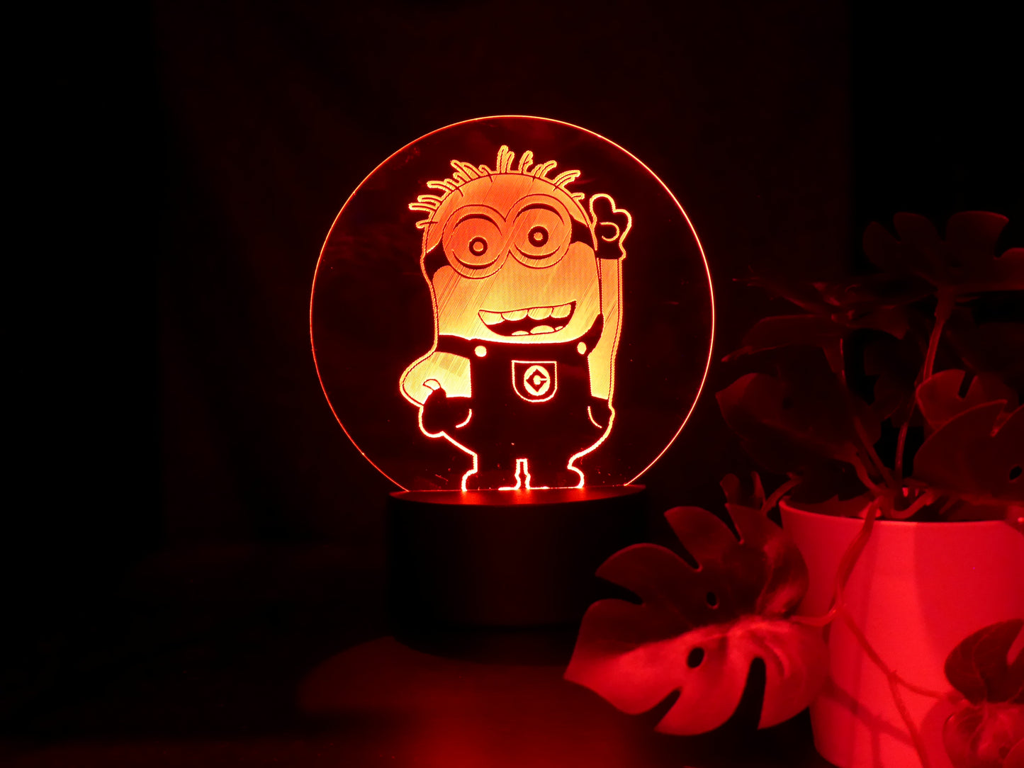 MINIONS NIGHT LIGHT 8 COLOURS LED LAMP