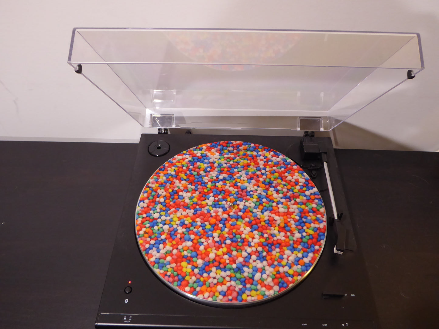 HUNDREDS & THOUSANDS CUSTOM SLIPMAT