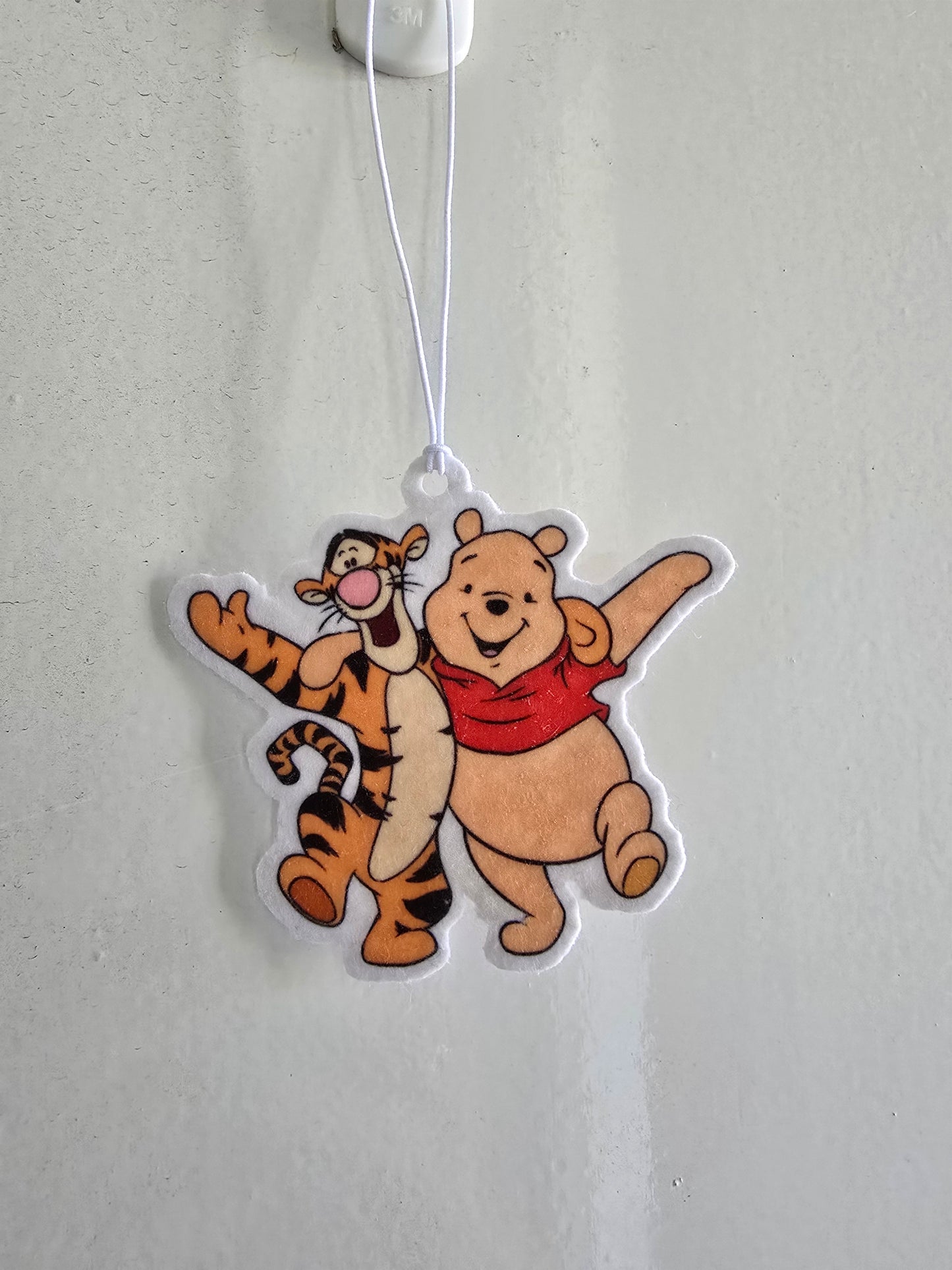 WINNIE THE POOH & TIGGER CAR AIR FRESHENER