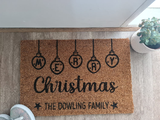 MERRY CHRISTMAS BAUBLE WITH FAMILY NAME PERSONALISED DOOR MAT