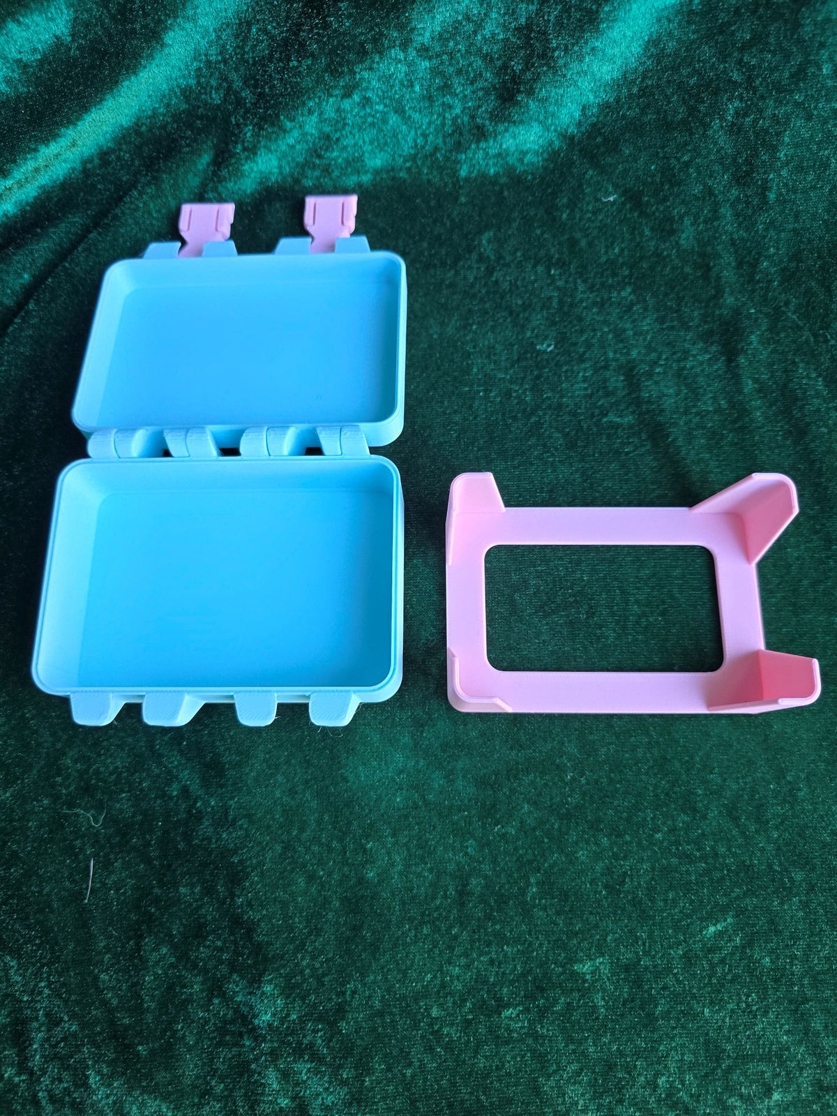 Happy Mochi Game Card Box Holder