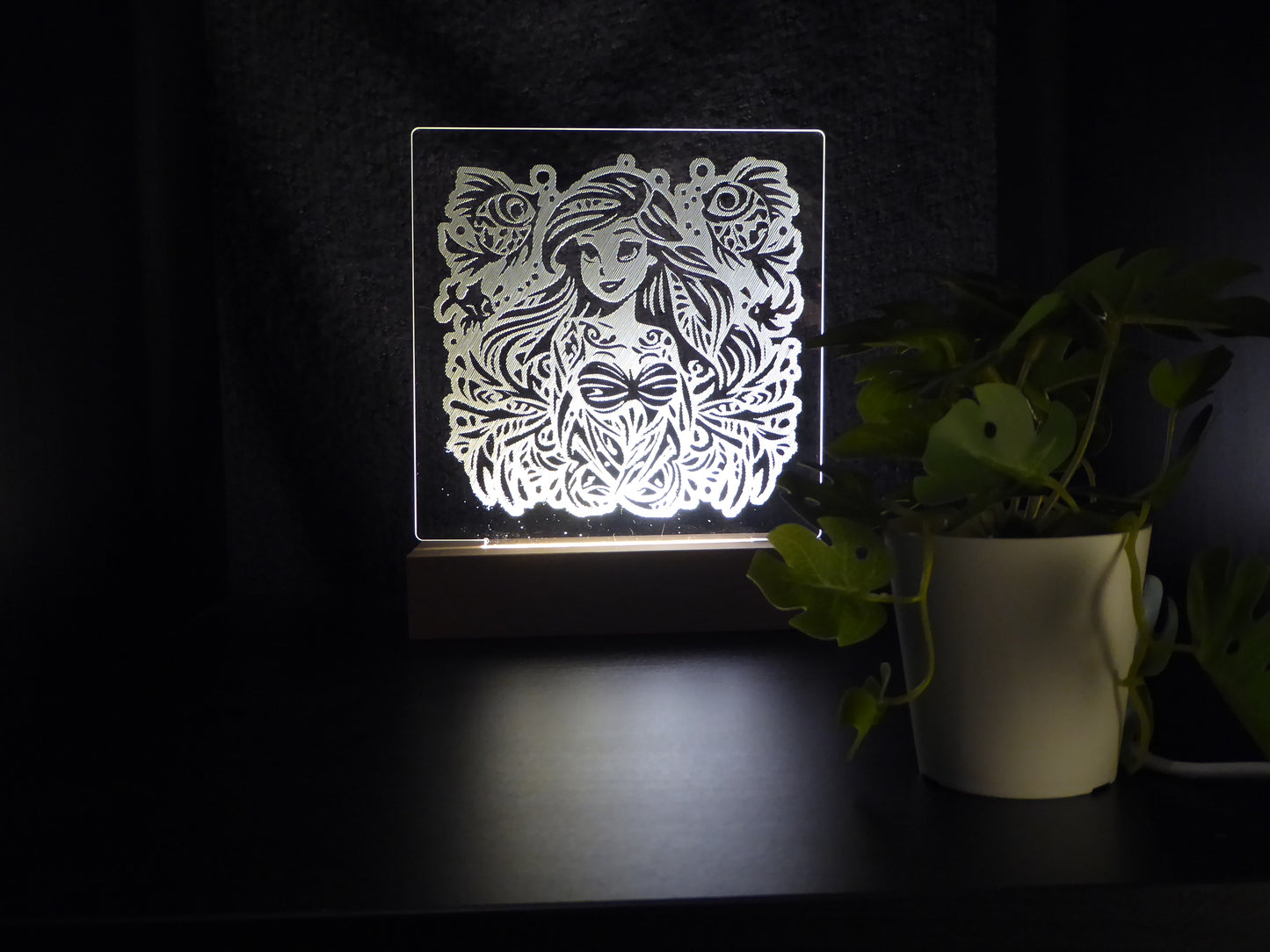 ARIEL NIGHT LIGHT WARM WHITE LED LAMP