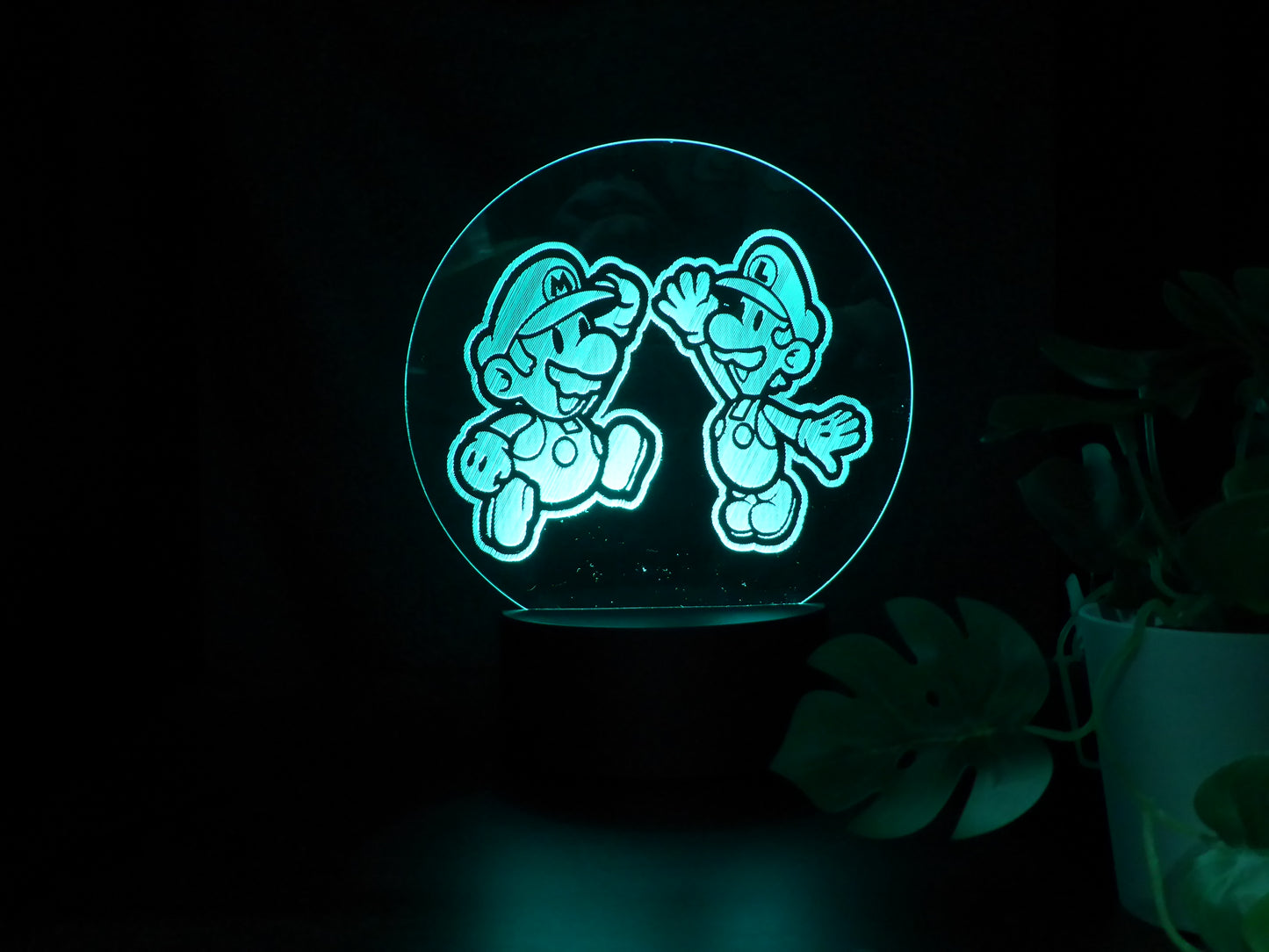 SUPER MARIO & LUIGI NIGHT LIGHT 8 COLOURS LED LAMP
