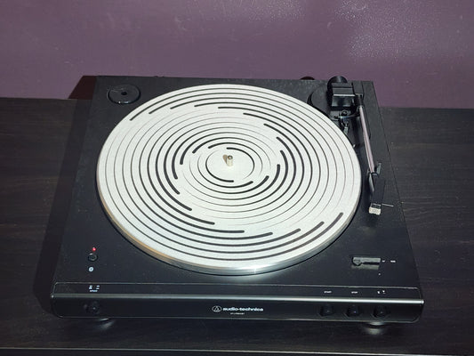 BLACK & WHITE SWIRL CUSTOM SLIPMAT